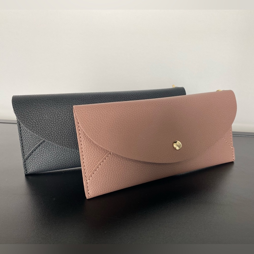 Lark & Ives - Envelope Cross Body Bag (Black and Mulberry) with Strap